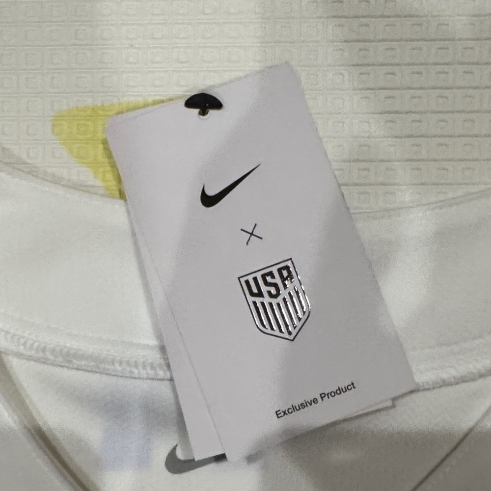 Nike White and Navy 'States' Baseball Jersey - Picture 5 of 6